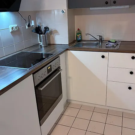 City Apartment Koeln דירה *