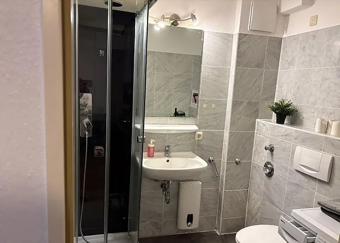 City Apartment Koeln דירה *